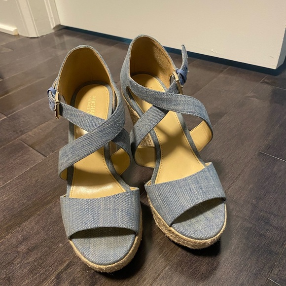 Michael Kors High Heels Blue Sandals - Picture 3 of 4